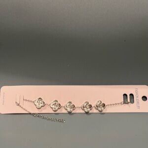 Fashion Jewelry Silver Crystal Clover Bracelet 7.5-9 inch